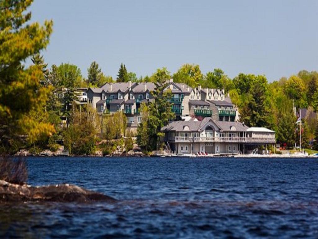 Taboo Muskoka Hotell Gravenhurst Exteriör bild