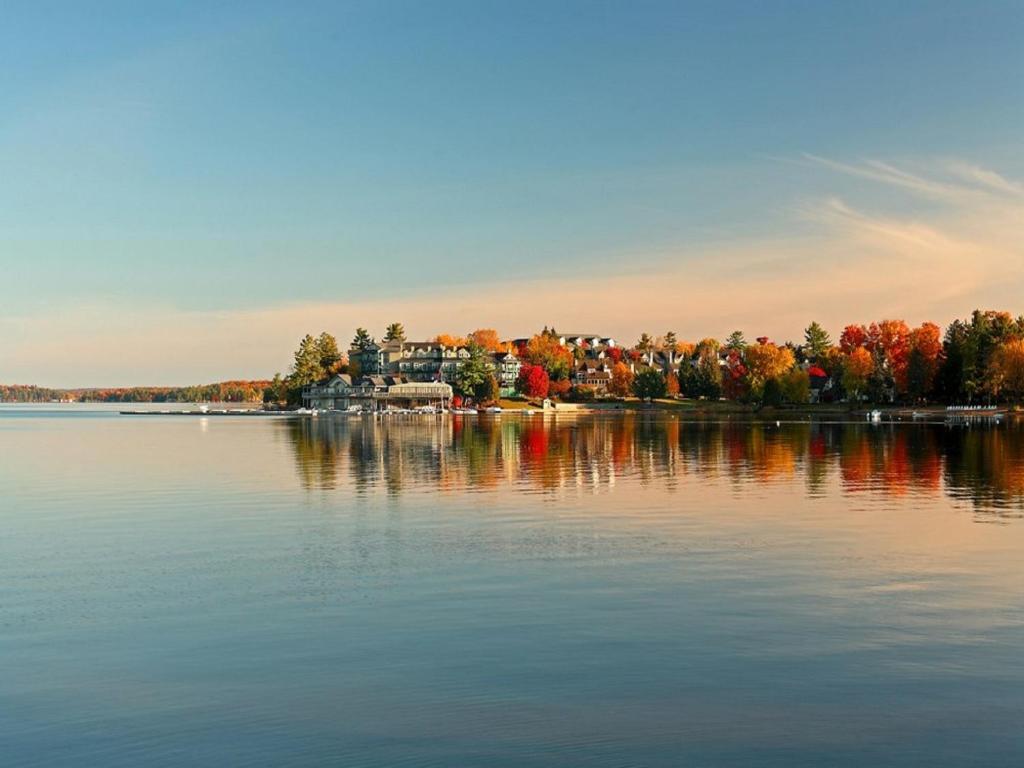 Taboo Muskoka Hotell Gravenhurst Exteriör bild