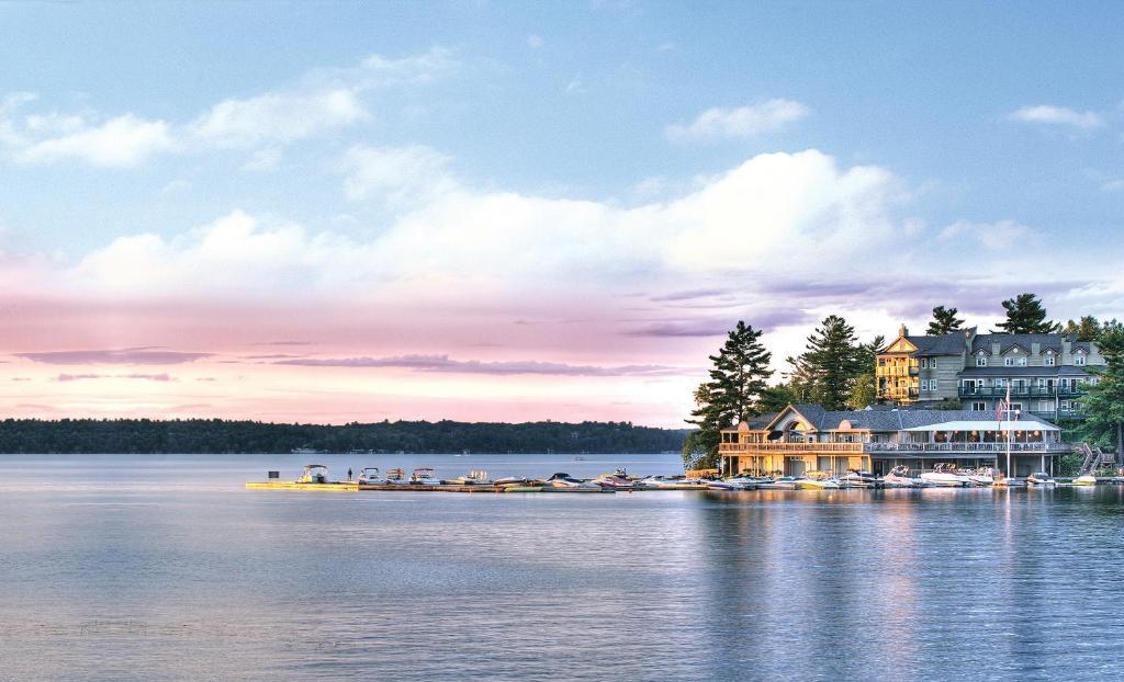 Taboo Muskoka Hotell Gravenhurst Exteriör bild